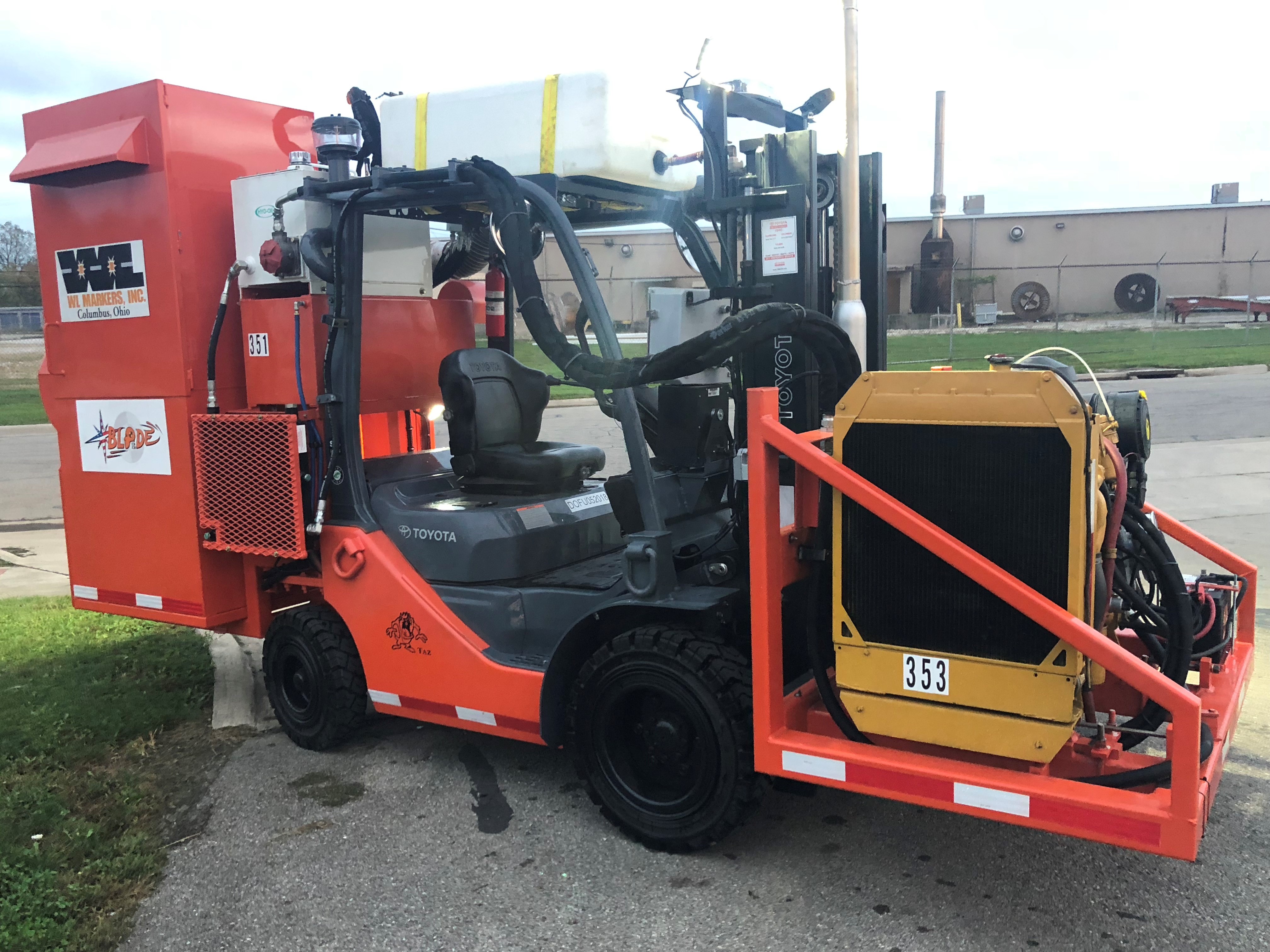 Rpm’s on new paving projects - Raised Pavement Markers equipment