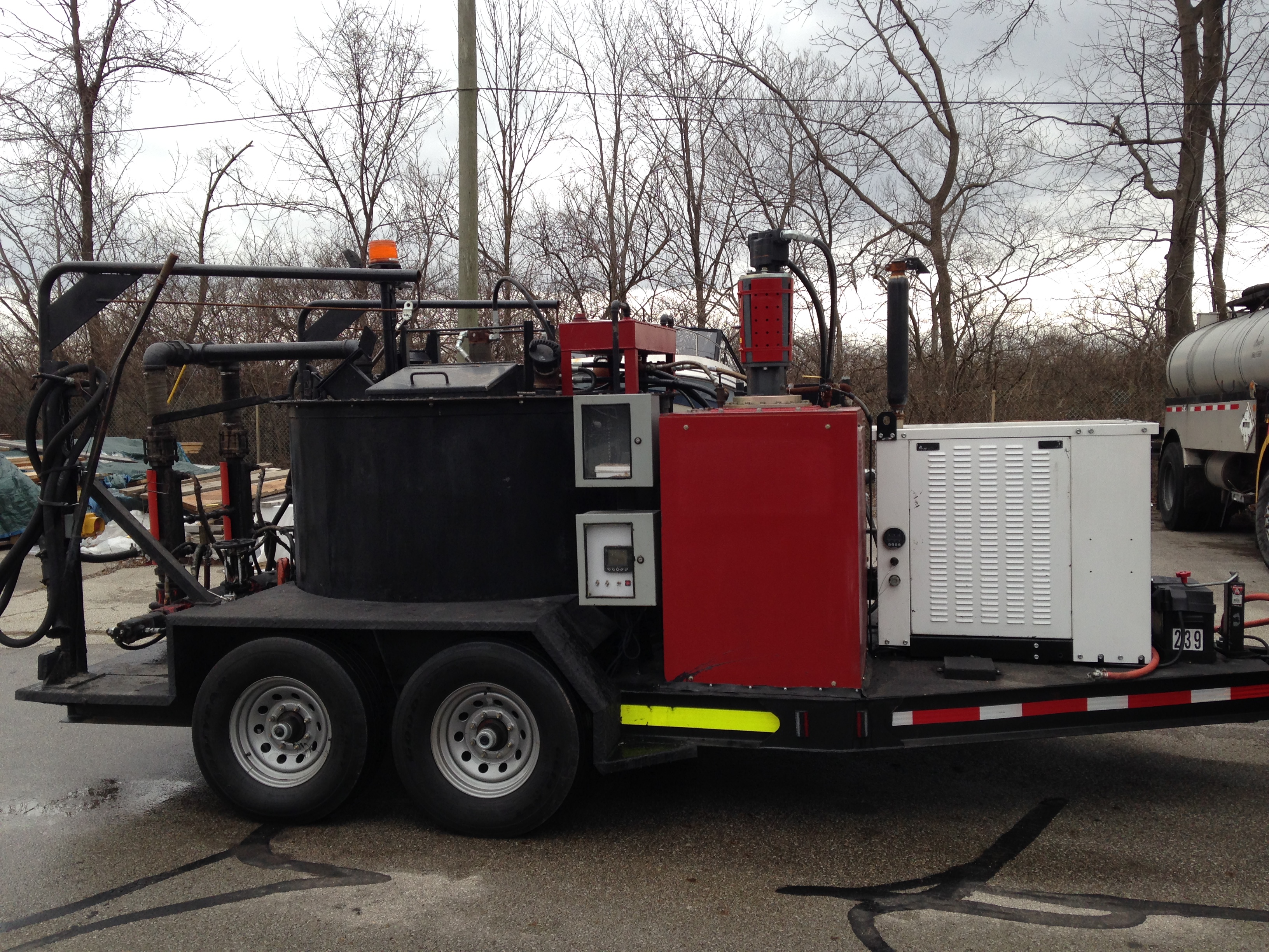 USED EQUIPMENT FOR SALE WL Markers, Snowplowable Raised Pavement